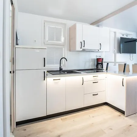Exclusive Houseboat Directly In The Marina