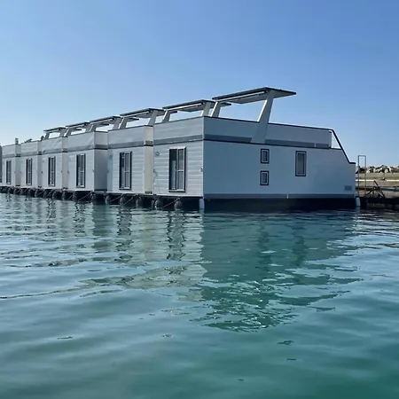 Exclusive Houseboat Directly In The Marina 3*